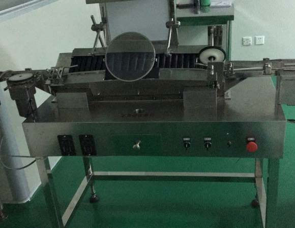 GYDJ半自動燈檢機.jpg GYDJ半自動燈檢機.jpg